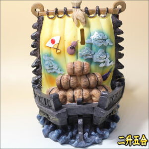 寶船の置物：背面